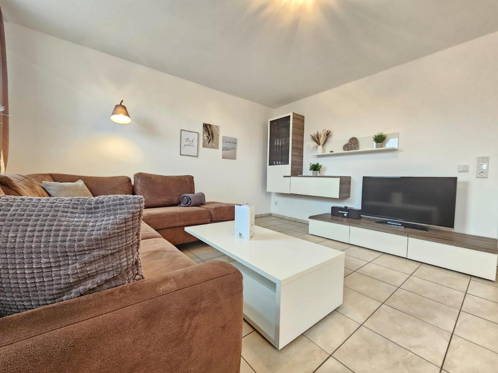 Mienhus Apartments Ferienwohnung Jantje Norden Esterno foto